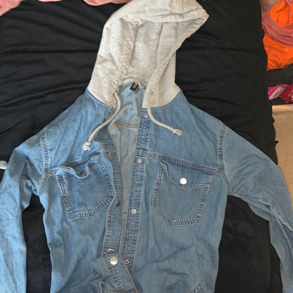 Jean Shirt - Picture 1 of 1